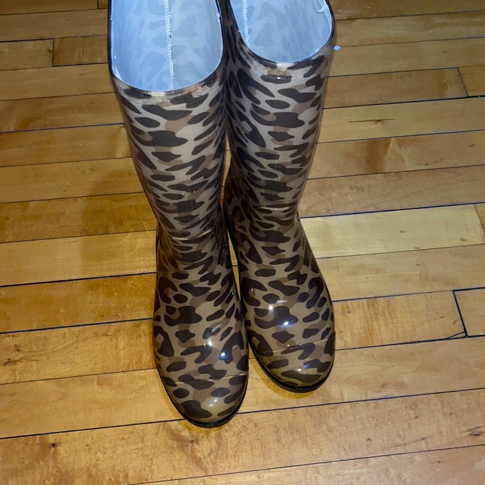 UGG rain boots